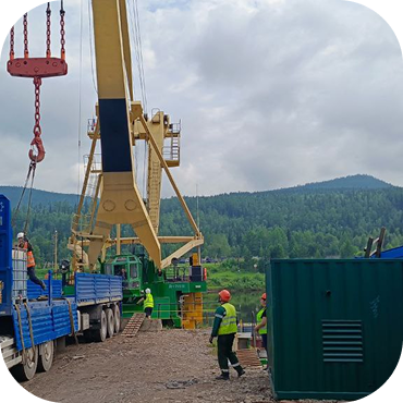 Услуги погрузо-разгрузочных работ на терминалах.